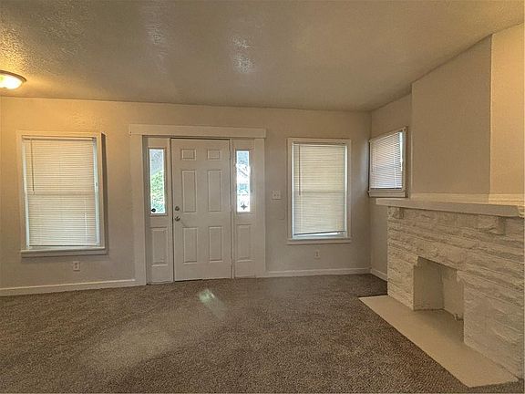 3rd image of 3528 Bellefontaine Ave