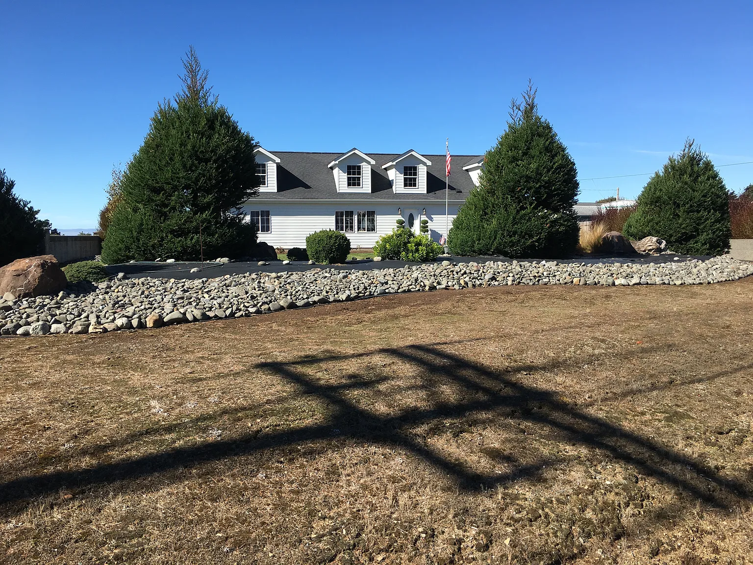 15840 Oceanview Dr photo 1