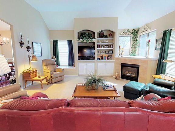 5th image of 205 Meadow Brook Dr