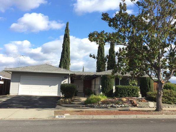 1696 Danromas Way