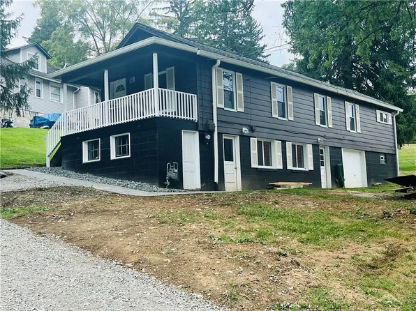 103 Orchard Ln, Adamsburg, PA 15611