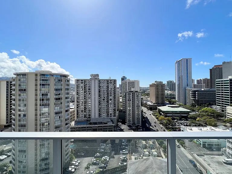 629 Keeaumoku St #1605 — Photo 8