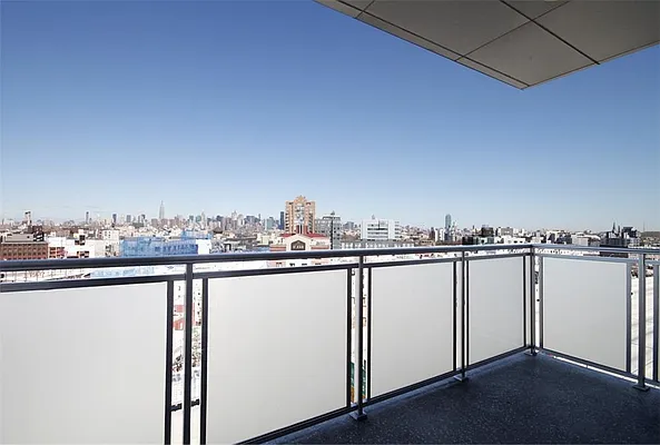 Rented by R New York | media 19