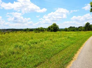 302 Joe Bowles Rd, Summer Shade, KY 42166