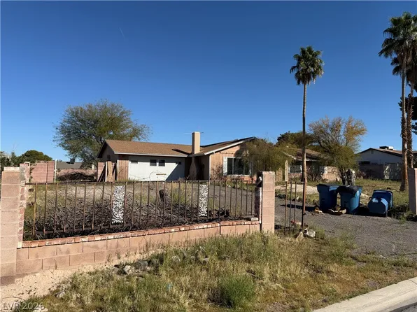 7984 Secretariat Ln, Paradise, NV 89123