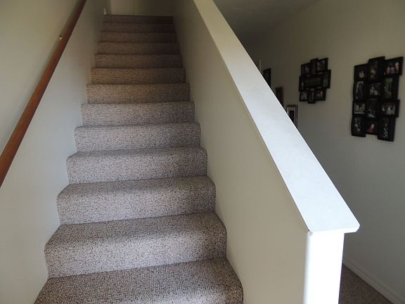 4th image of 3301 Laredo Dr #A