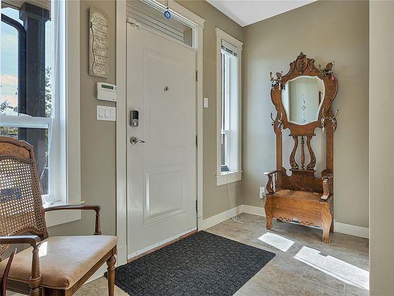 2nd image of 3101 Cliffs Rd #3