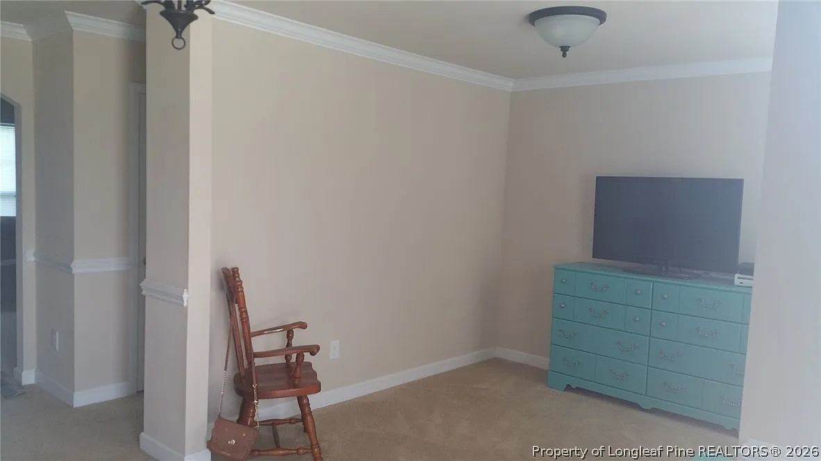 4 bed, 2.5 bath, 2100 sqft, $1,950 — Photo 3