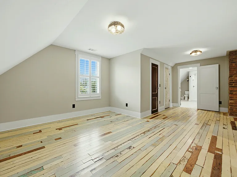 185 W Moreno St — Photo 36