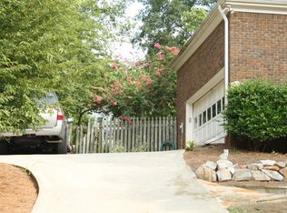 4378 Dunmore Rd NE, Marietta, GA 30068