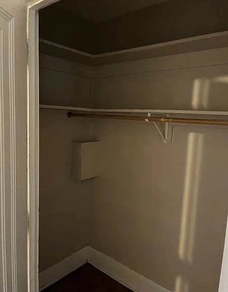 1711 Pleasant St #2 — Photo 8