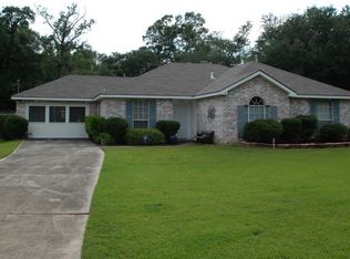 26250 Heltemes Ln, Lacombe, LA 70445