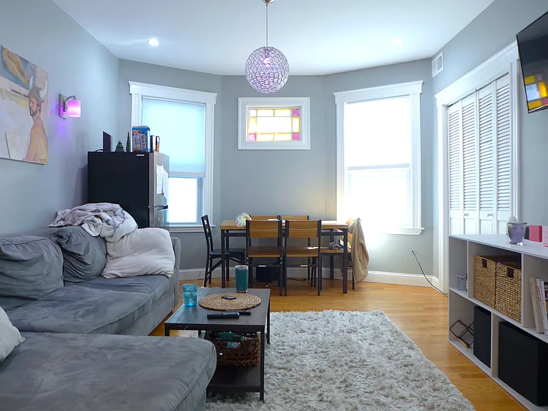 1615 Tremont St — Photo 10
