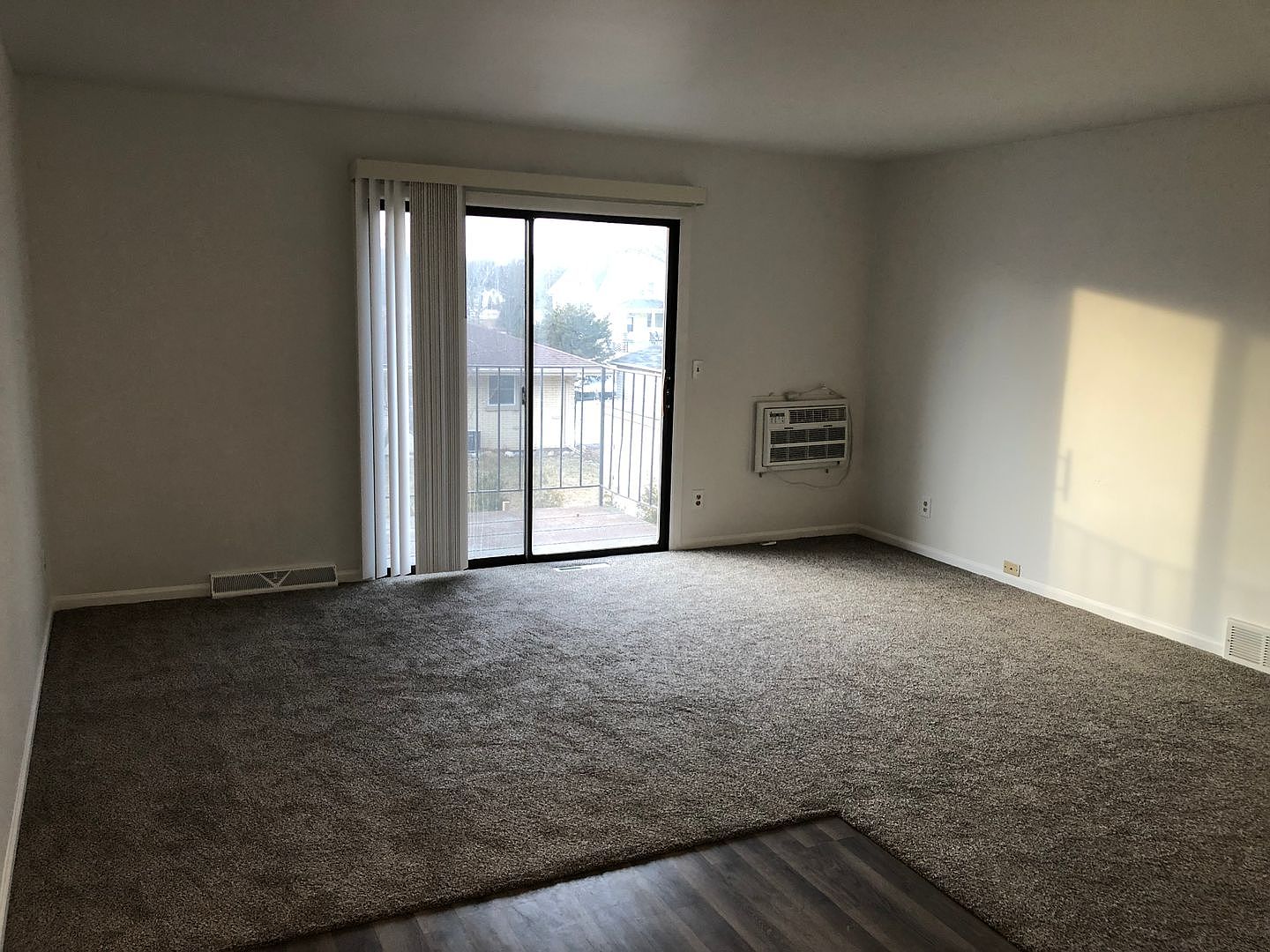 240264 E Dekora St 11, Saukville, WI 53080 Zillow