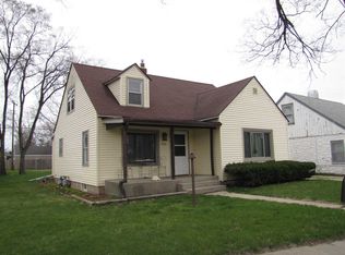 7219 N 2nd St, Loves Park, IL 61111