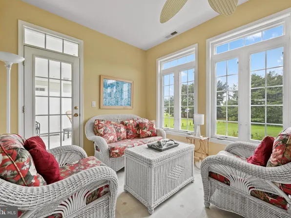 34383 Summerlyn Dr APT 107, Lewes, DE 19958