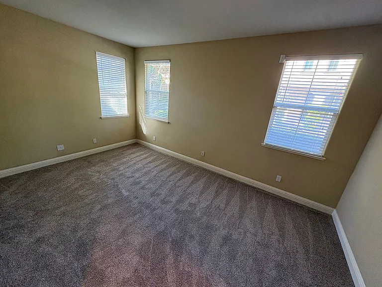 310 W Viento St — Photo 15