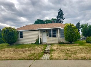 5823 N Stone St, Spokane, WA 99208