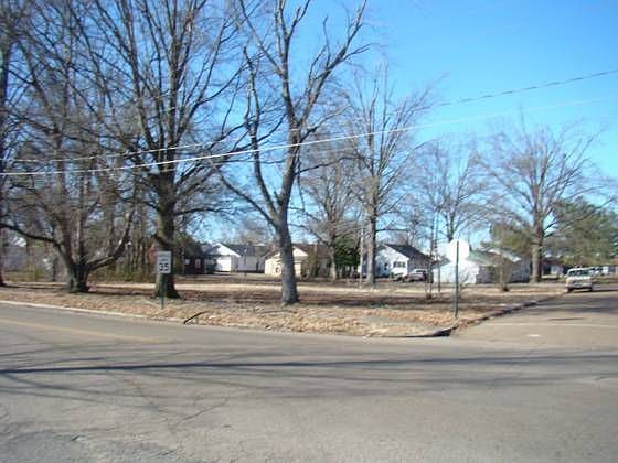 1st image of 504 W Church St
