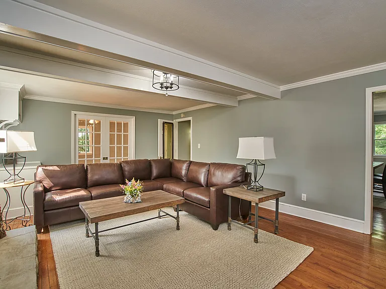 640 Morningside Dr — Photo 120