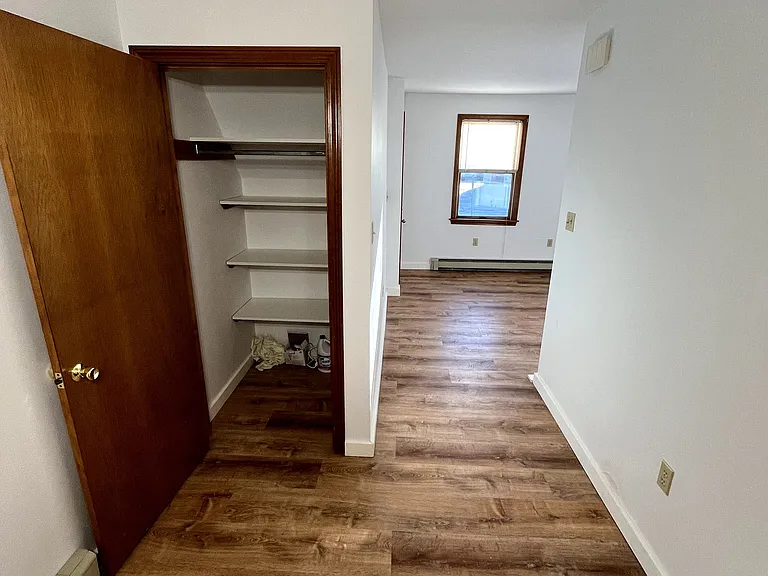 36 Bradbury St #102 — Photo 12