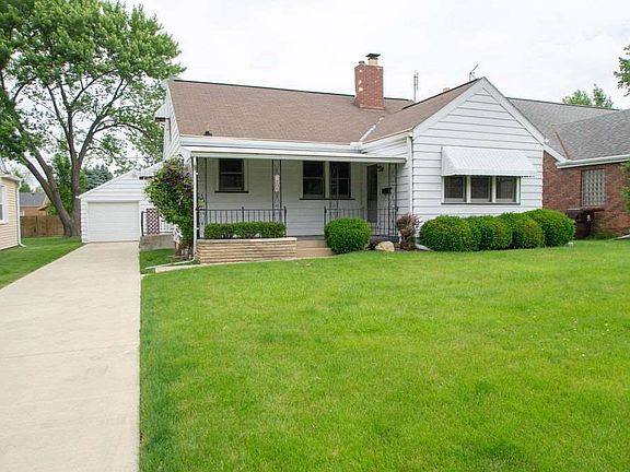 2nd image of 1205 W Stratford Dr