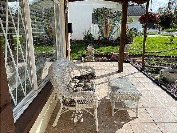 3rd image of 10524 Salamanca Dr