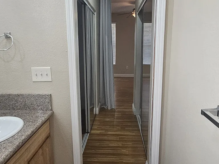 1804 G St — Photo 16
