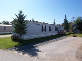 58 3rd St, Lancaster, NH 03584