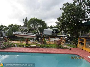 1006 N 30th Rd, Hollywood, FL 33021