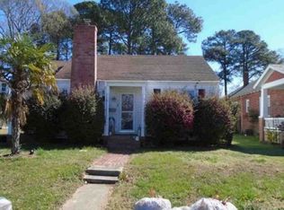 160 Manteo Ave, Hampton, VA 23661