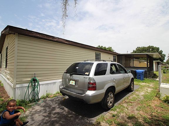 3rd image of 11405 Ventura Way