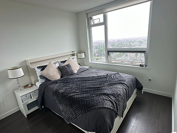 2nd image of 5665 Boundary Rd #3206