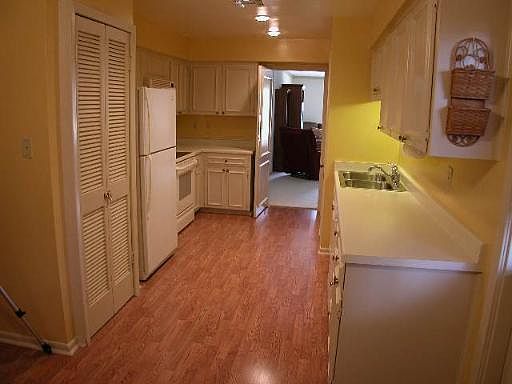 1st image of 7926 BROADWAY #106