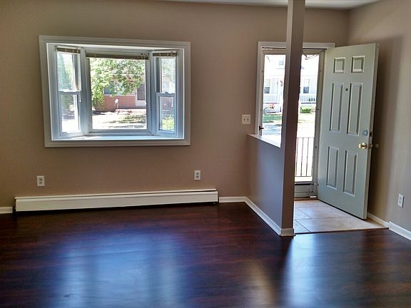 5th image of 27540 Brinker St