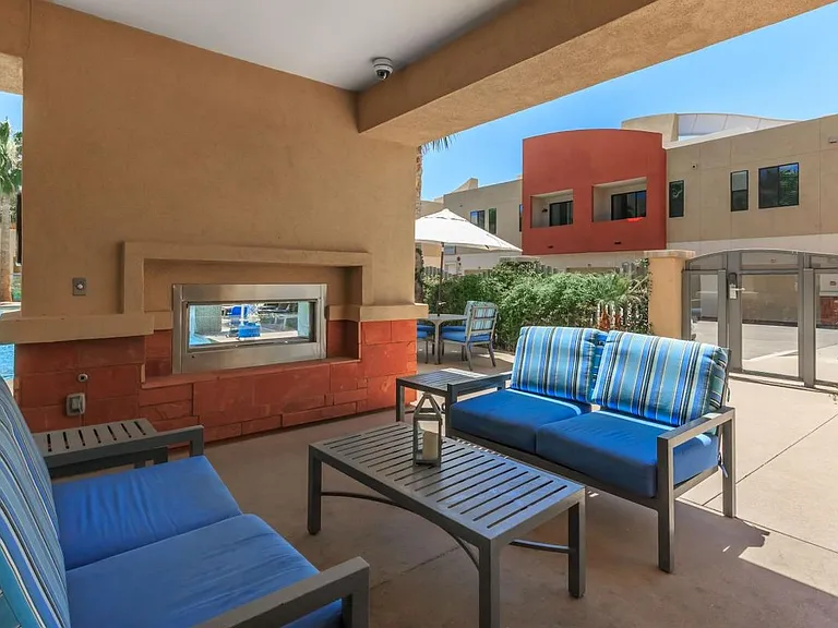 Las Aguas Apartments — Photo 13
