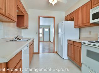3307 S Elmwood Ave, Sioux Falls, SD 57105