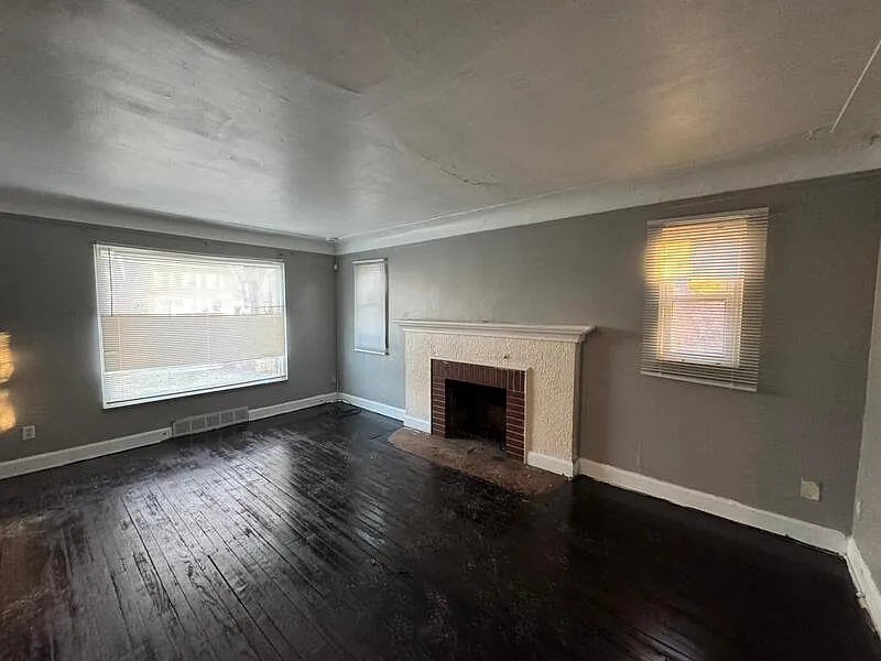 Building Photo - 15375 Prevost St