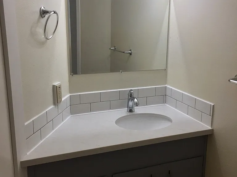 702 S Yakima Ave #3 — Photo 24