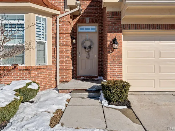 4553 Brookstone Dr, Canton, MI 48188