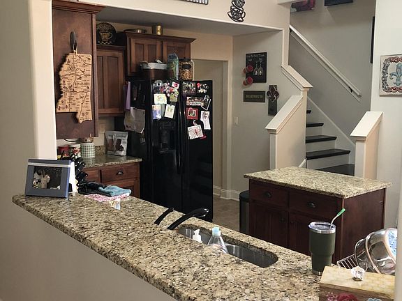 5th image of 2984 Blackrock Dr
