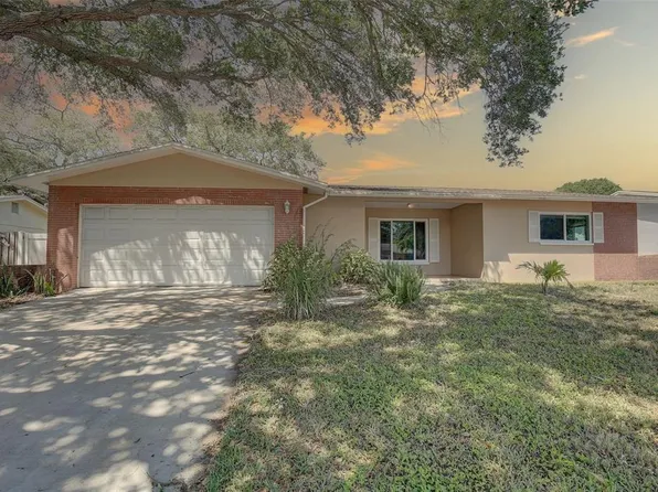 13901 88th Ave, Seminole, FL 33776