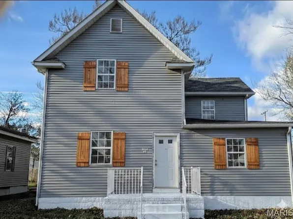 2225 Iowa St, Granite City, IL 62040