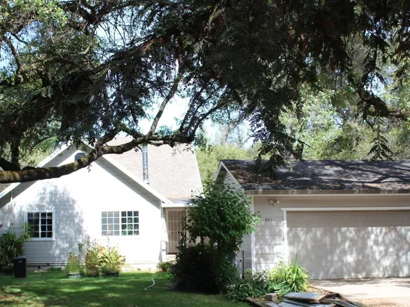 841 Pleasant Valley Rd, Diamond Springs, CA 95619