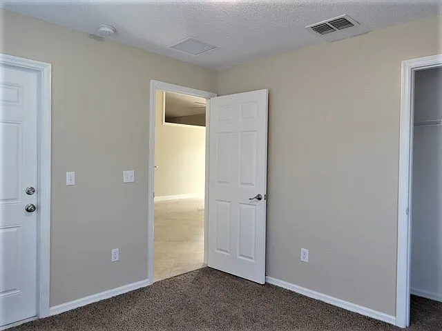 601 SW Curtis St — Photo 21