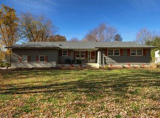 34 Holly Dr, Morris Plains, NJ 07950