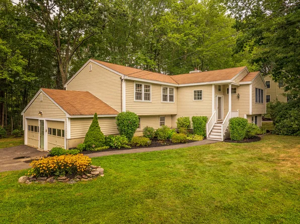 13 Mallard Drive, York, ME 03909