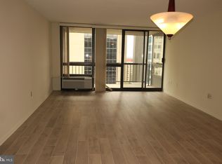 233 S 6th St APT 2106F, Philadelphia, PA 19106