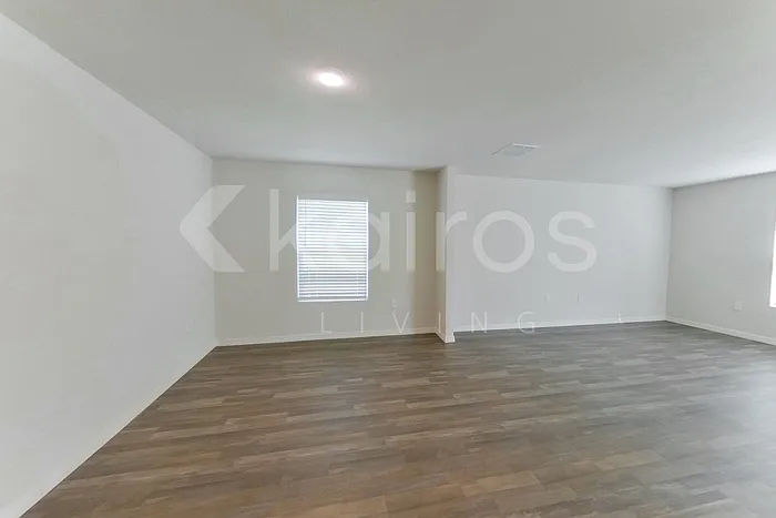 3158 Alwood St — Photo 2