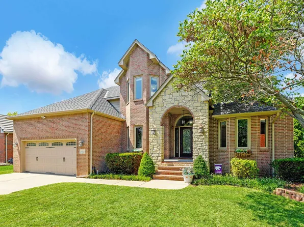 4311 N Spyglass Cir, Wichita, KS 67226
